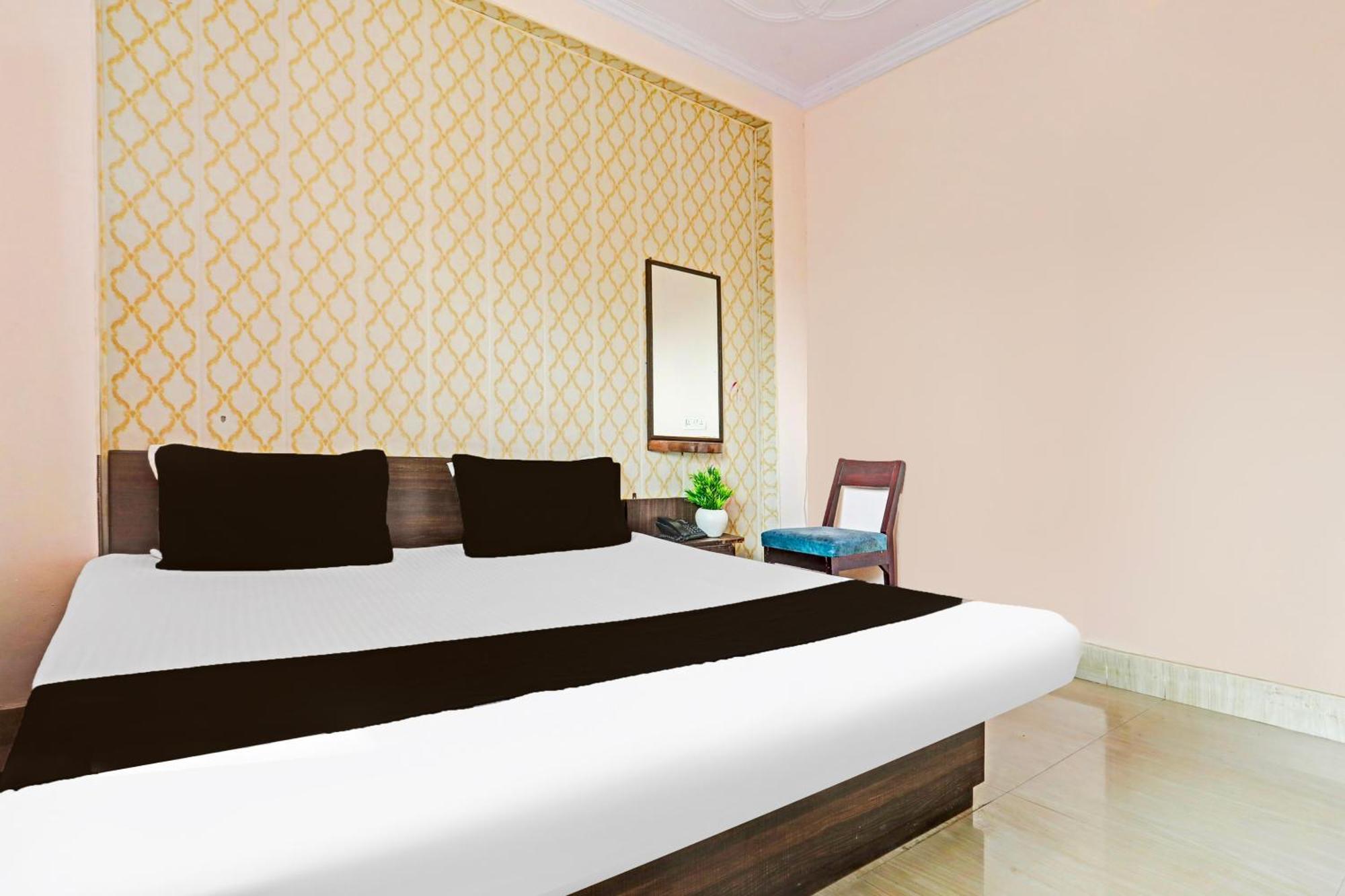 Hotel O Arvi Guest House 瓦拉纳西 外观 照片