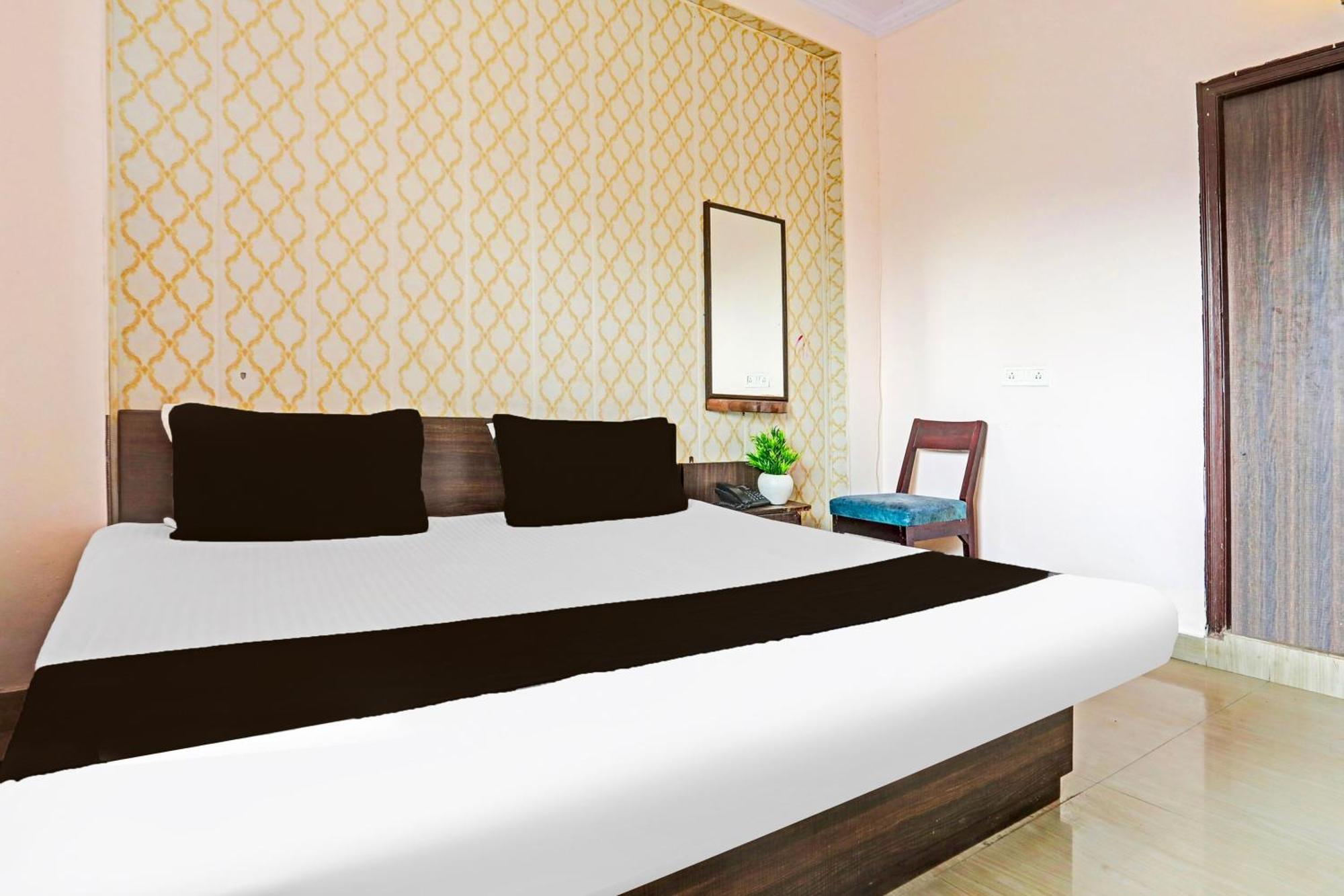 Hotel O Arvi Guest House 瓦拉纳西 外观 照片